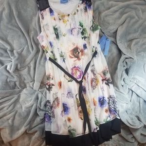 Vera Wang Simply Vera Floral Layered Dress